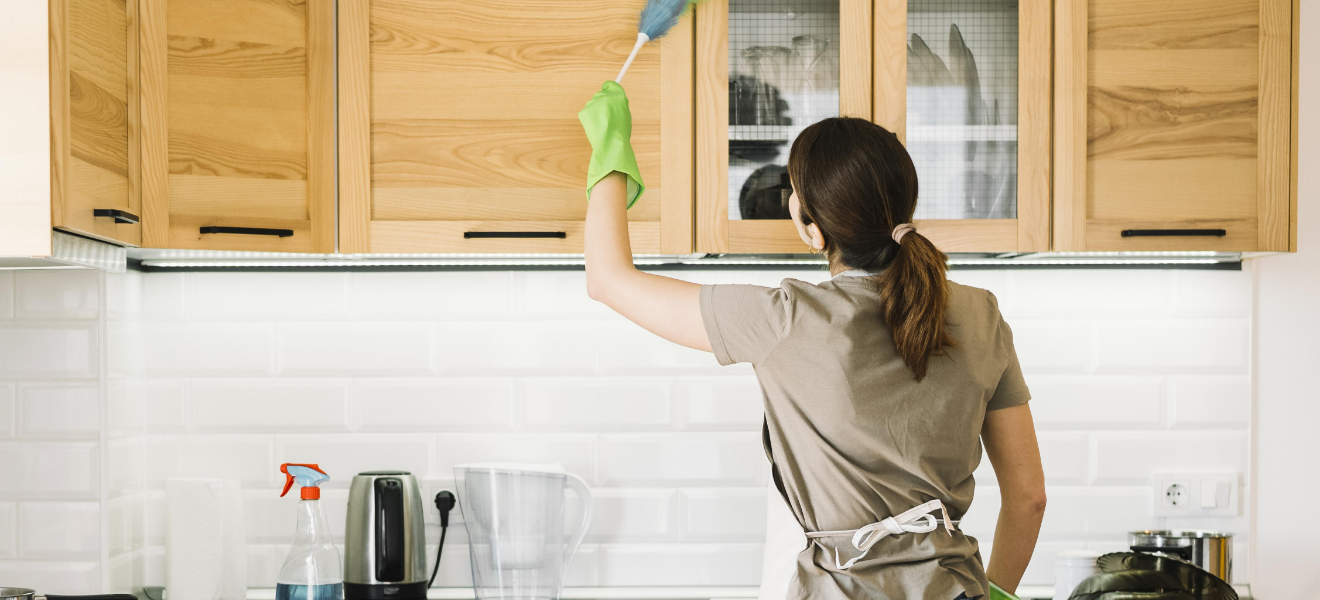 What jobs can a Kitchen cleaner do?